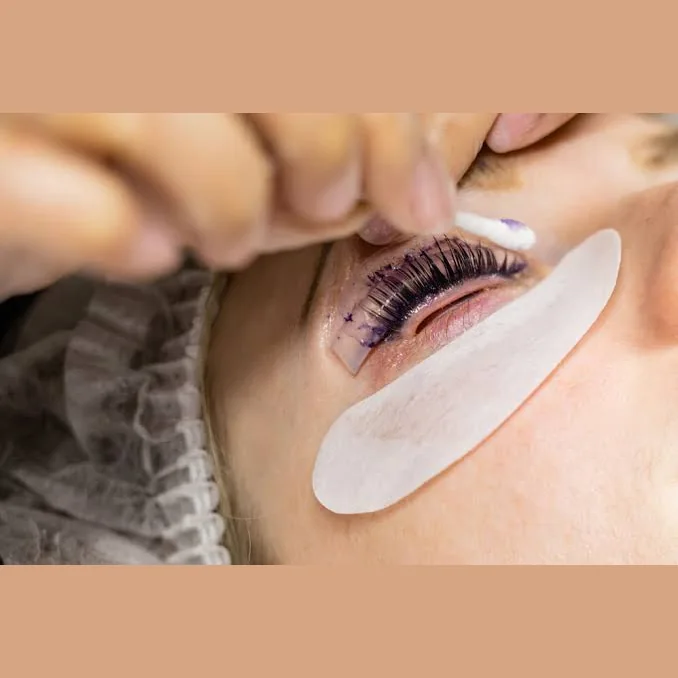 Eyelash Tint